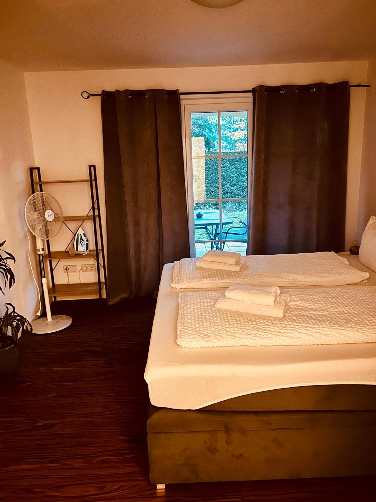 Apartments Maxim Руст Екстериор снимка